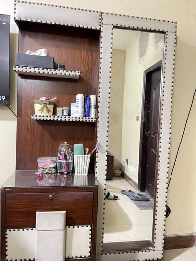 Dressing Table Dresser