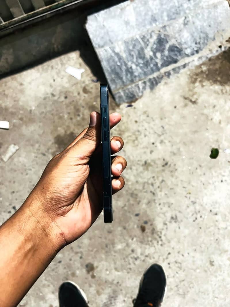 Apple iPhone 13 Jv 2