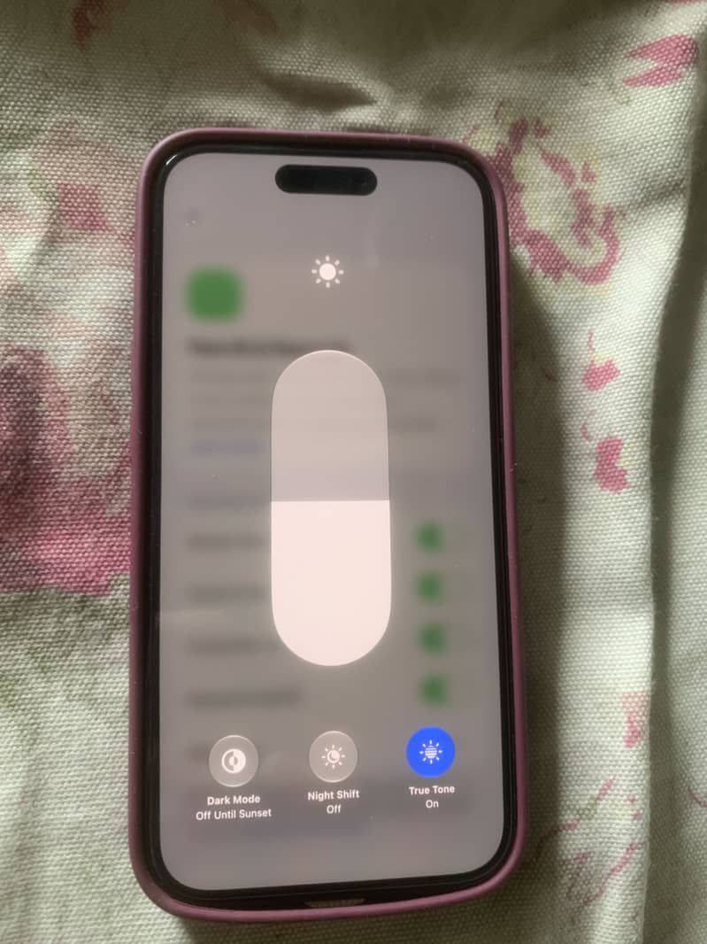 iPhone XS Max & IPhone 15 17