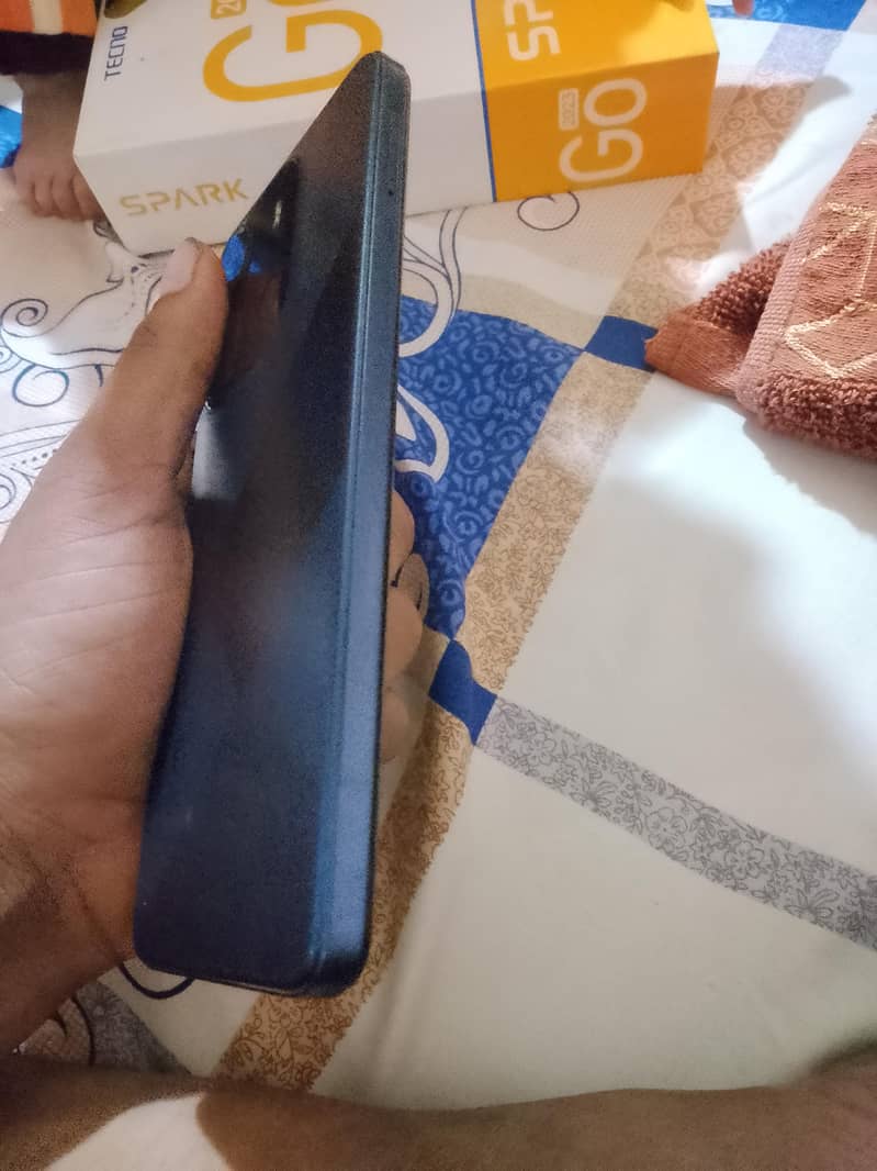 Tecno Spark Go 4 /64 1