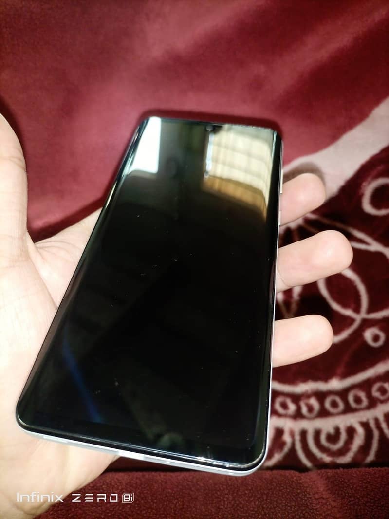 Aquos zero 2 8