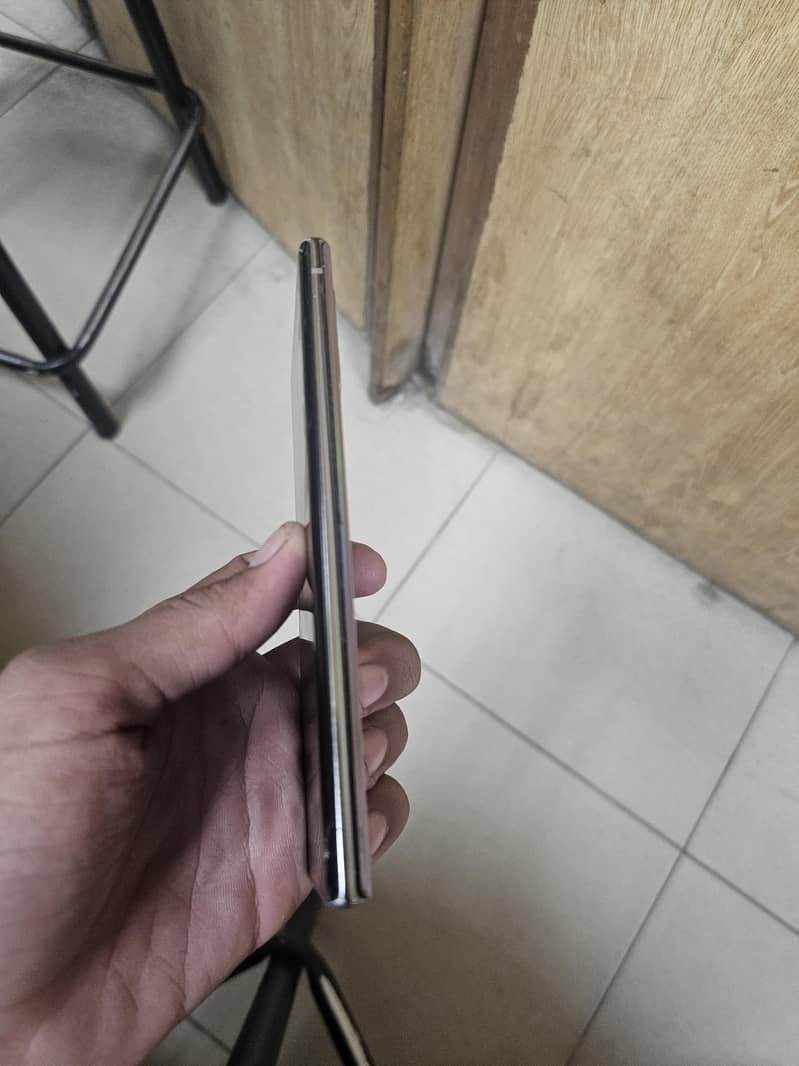 Samsung Mobile Note 10 6