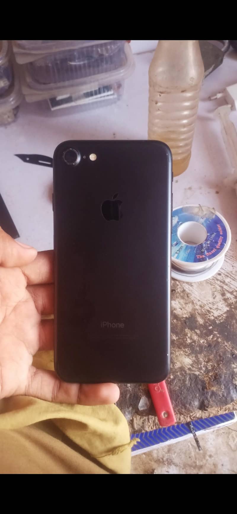 Apple iPhone 7 0