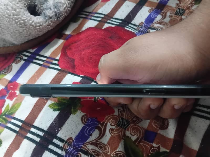 Google Pixel 6a 5