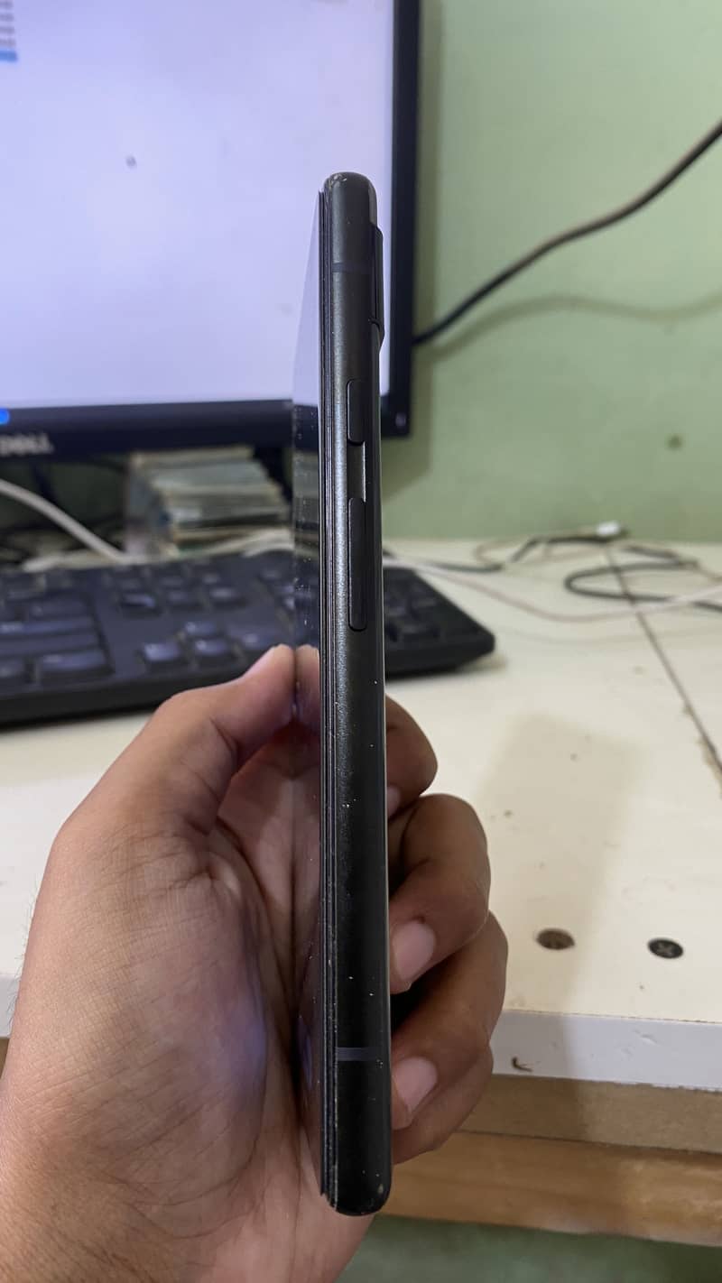 Google Pixel 6a 1