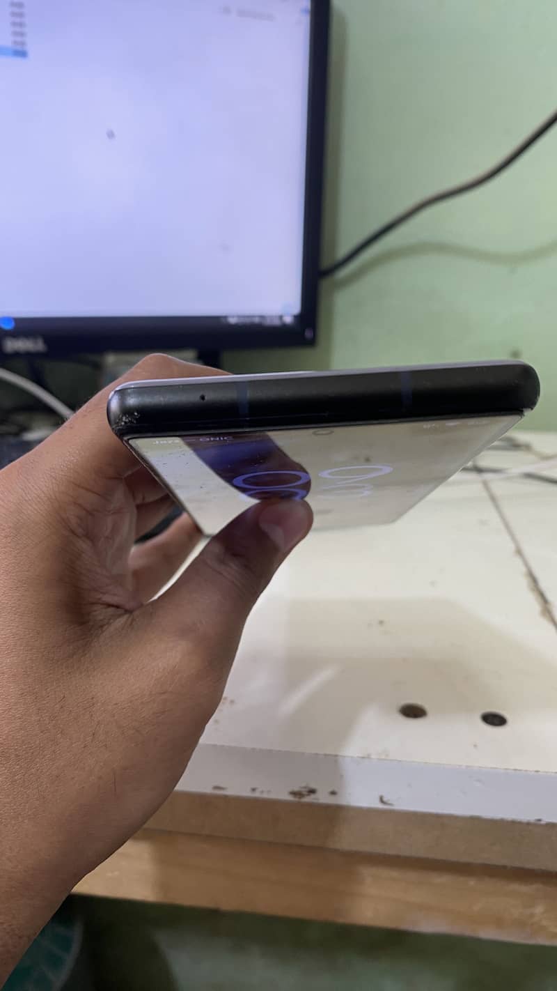 Google Pixel 6a 13