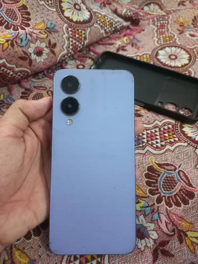 Vivo Y17s