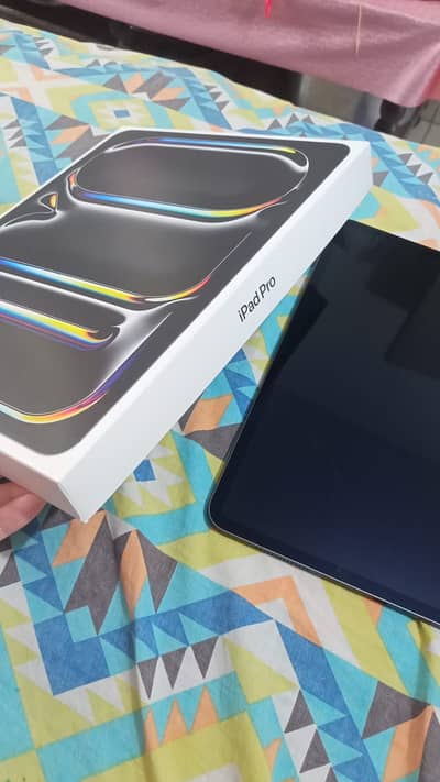 Ipad pro 13-inch with M5 chip 512 gb