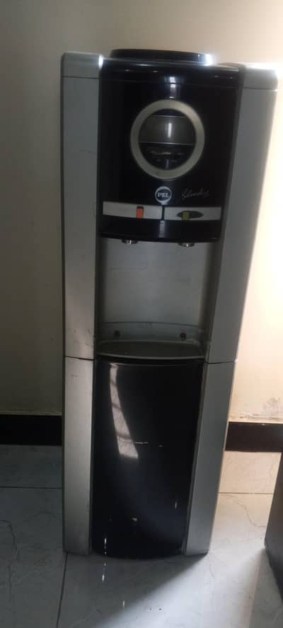 PEL Japanese dispenser in working condition