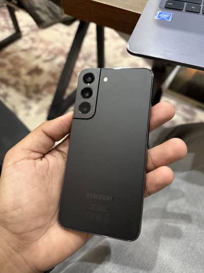 Samsung Mobile S22