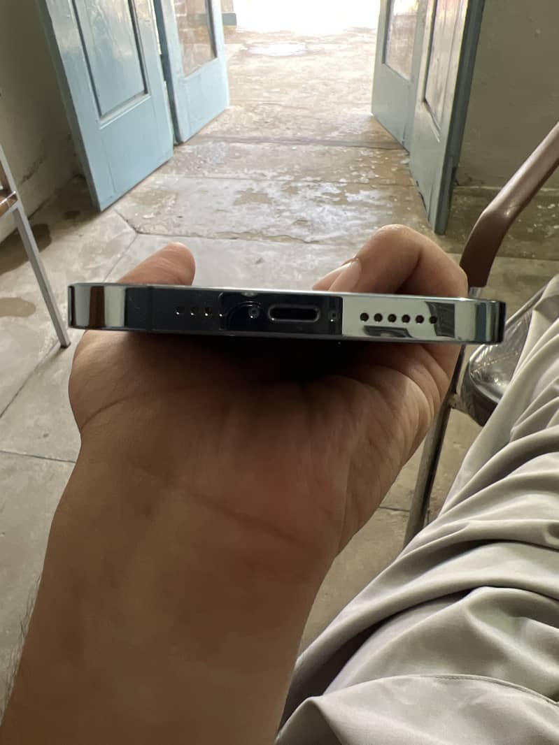 Apple iPhone 13 Pro Max jv 5