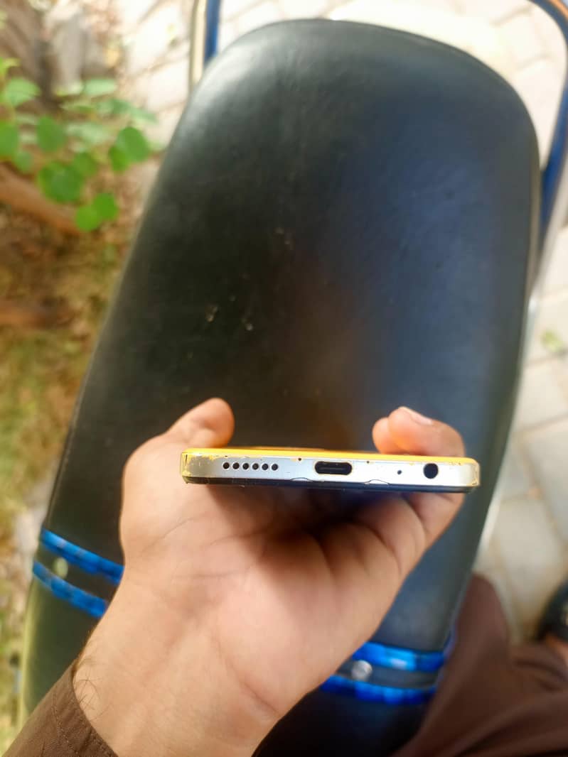 Tecno Spark 10C 3