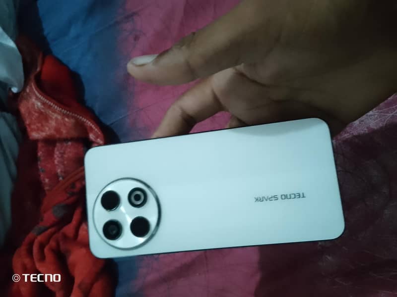 Tecno SPARK 30 Pro 1