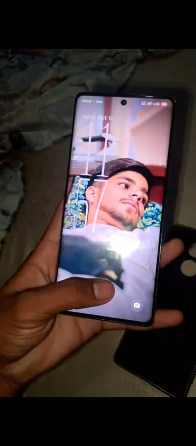 Infinix Note 40 Pro argent sell Whatsapp (0300-4436828)