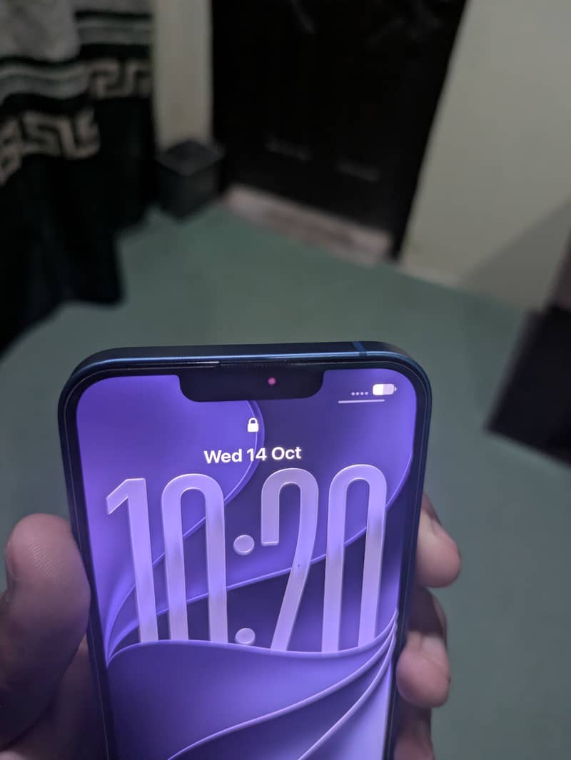 Apple iPhone 13 2