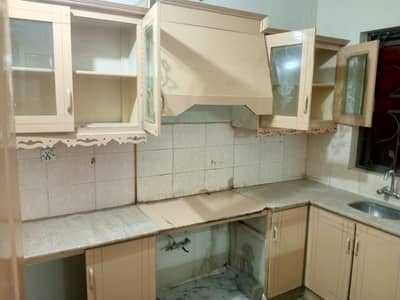 5 MARLA HOUSE FOR RENT