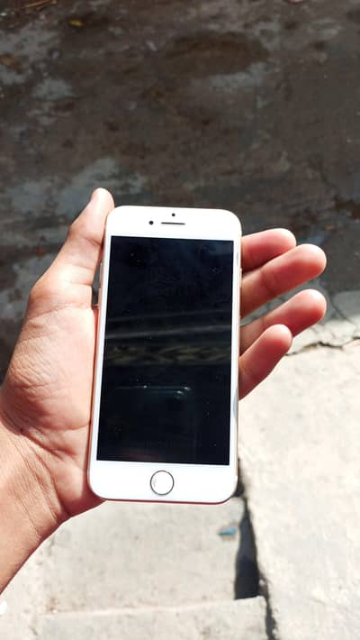 Apple iPhone 7