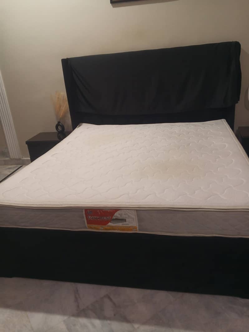 Mattress 0