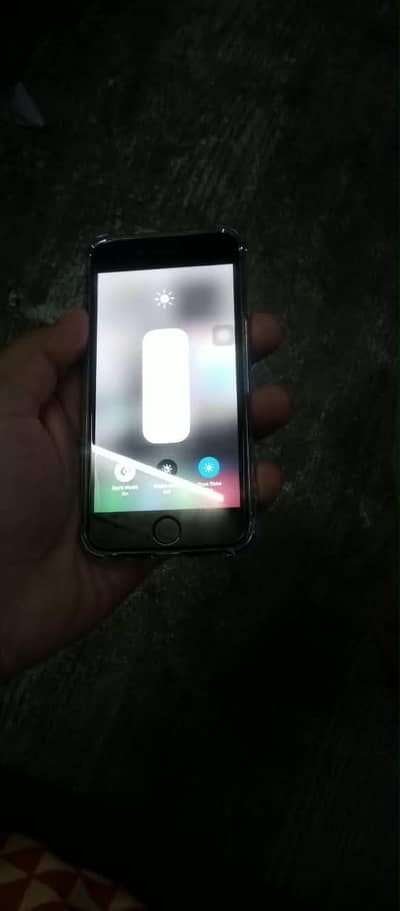 Apple iPhone SE