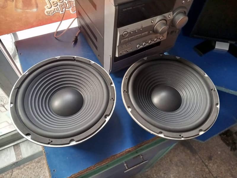 JBL Model L40 with network 0