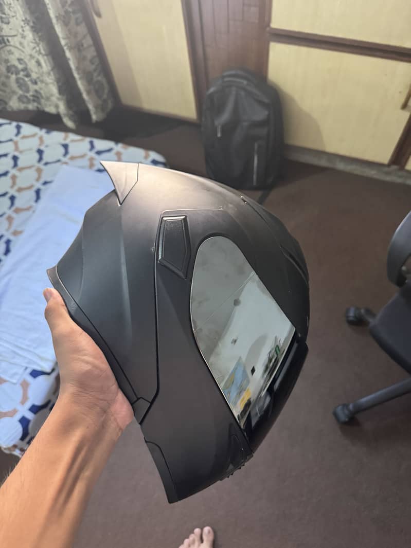Vector helmet with black visor 0