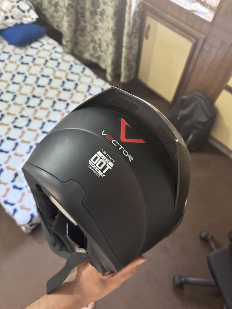 Vector helmet with black visor 2
