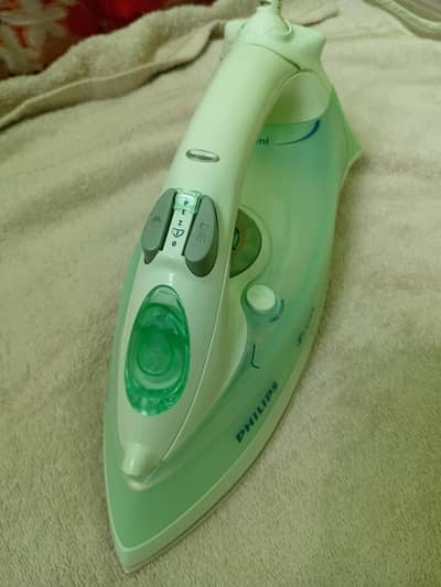 imported philipis iron with steamer
