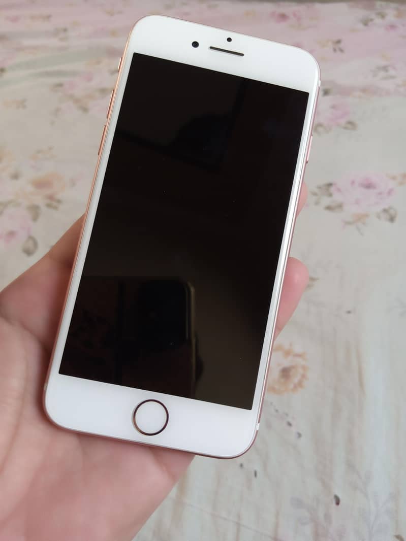 Apple iPhone 7 4
