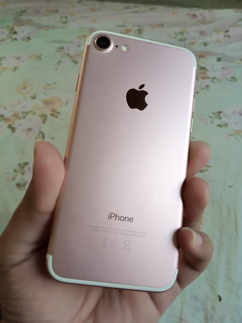 Apple iPhone 7 5