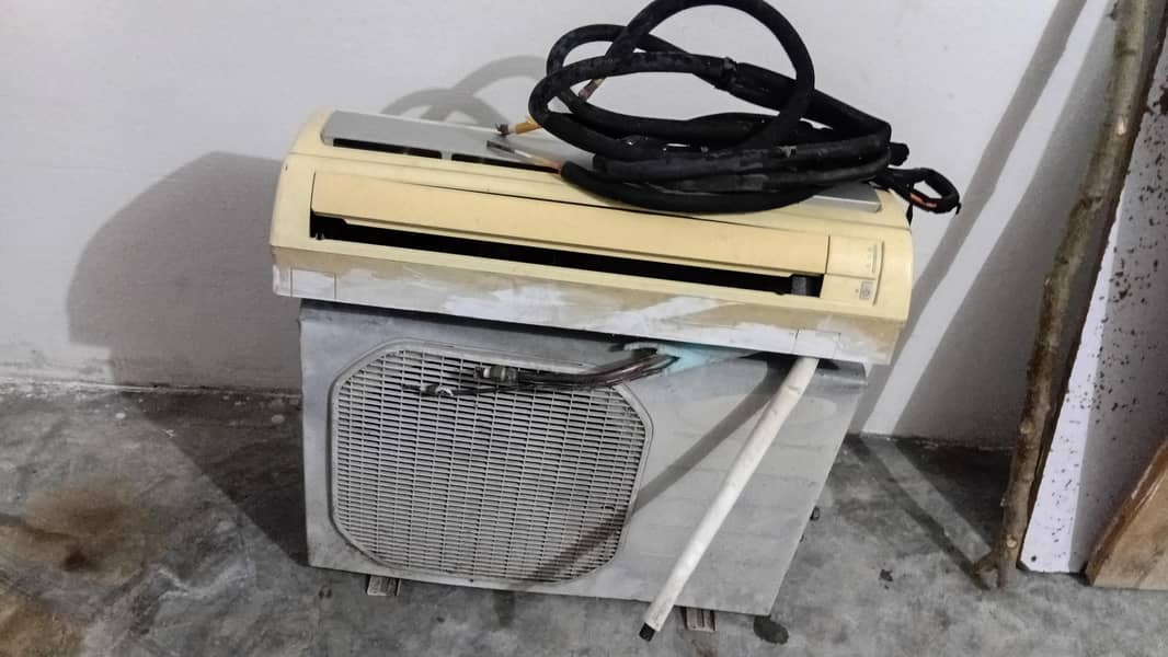 split Ac 1