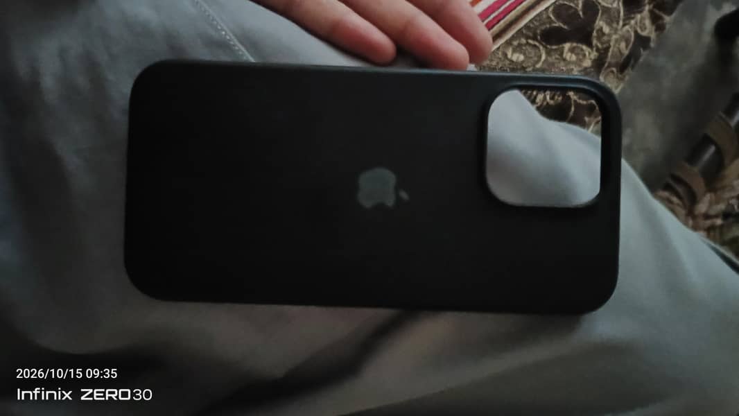 Apple iPhone 15 Pro Max 1