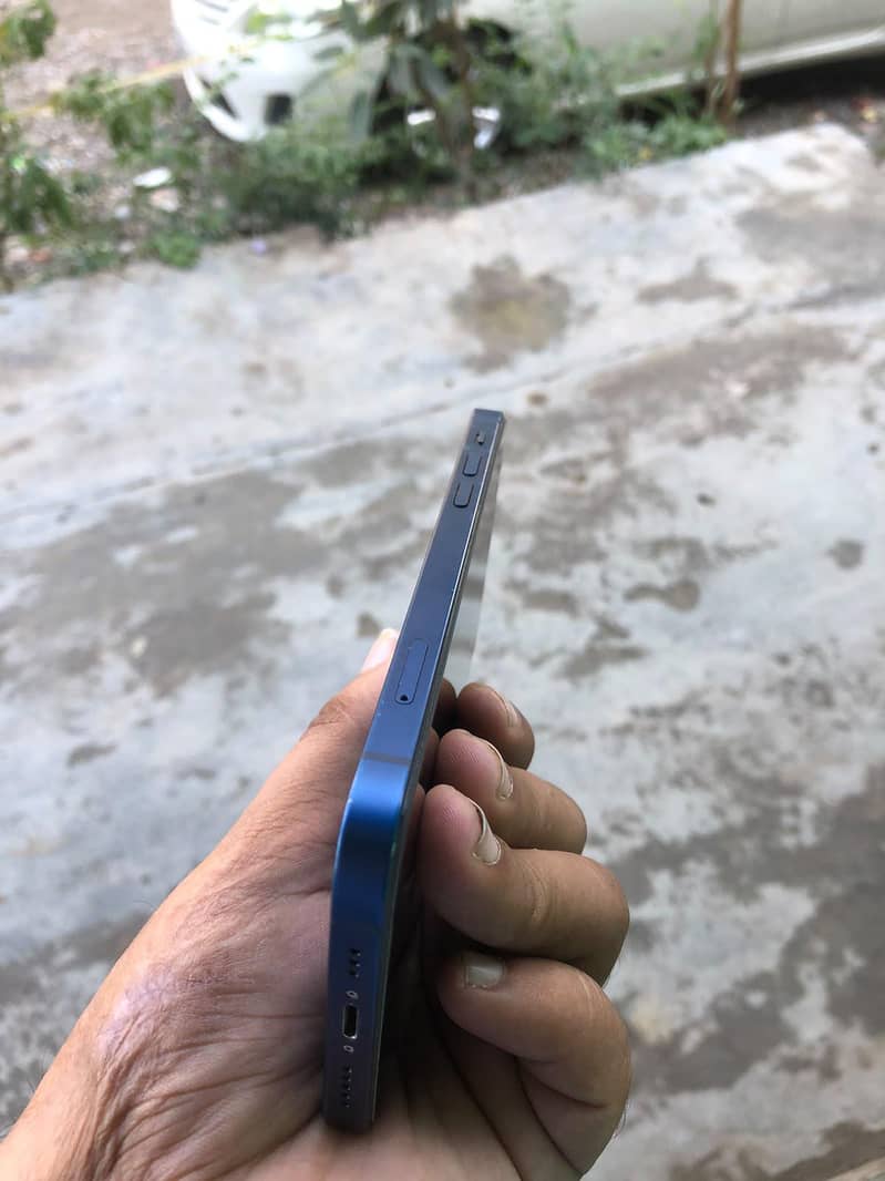 iphone 12 3