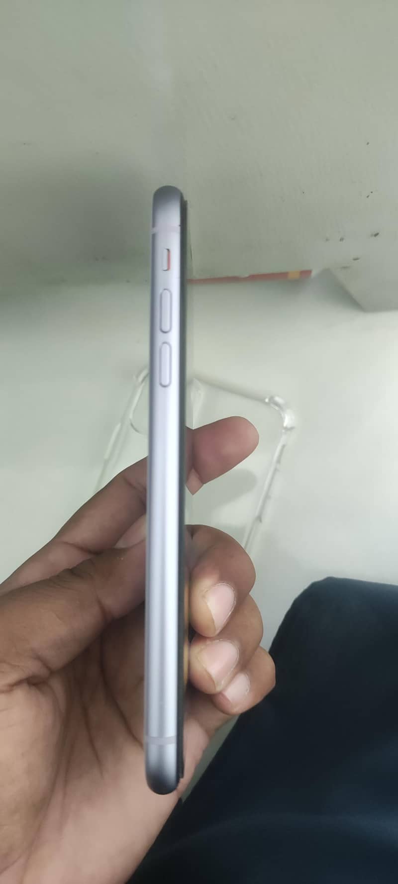 Apple iPhone 11 3