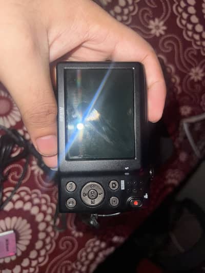 Nikon coolpix s3300 10/10 with orignal accessories