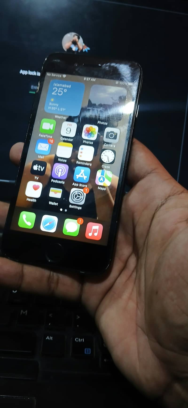 Apple iPhone 7 1