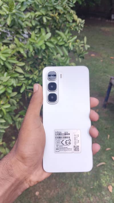 condition 10 by 10 all ok mobile number 03010681158
