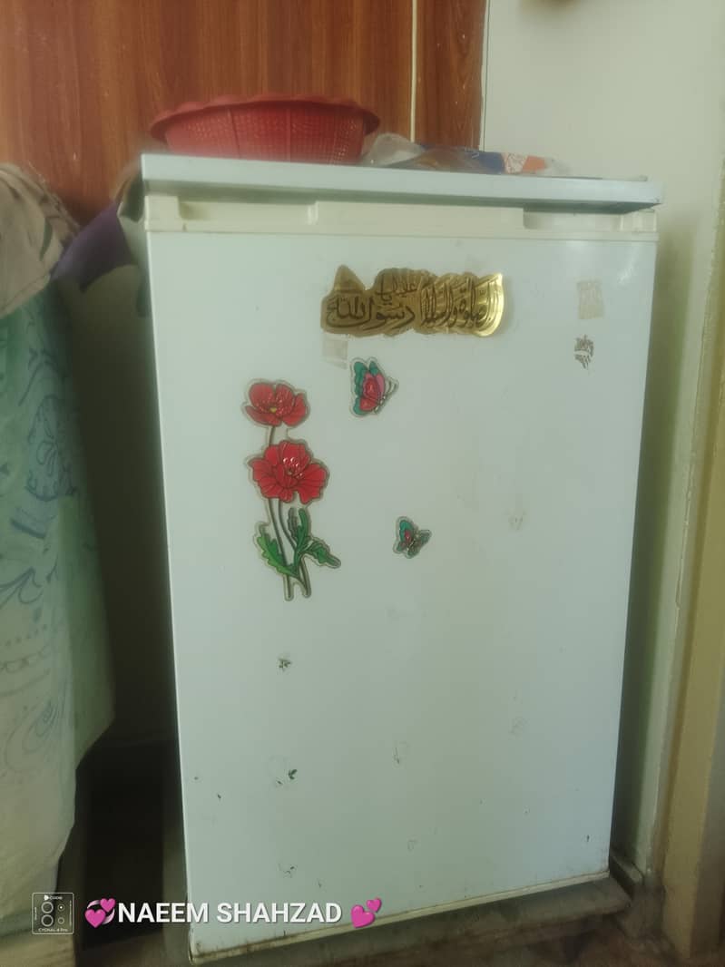 small refrigerator 0