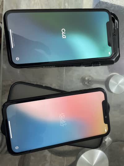 Apple iPhone 11 - 2 phones