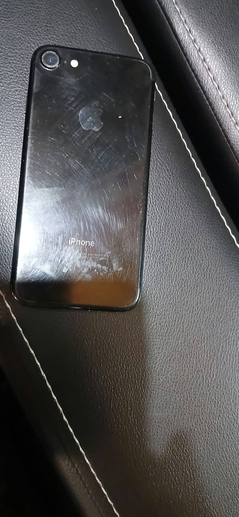 Apple iPhone 7 0