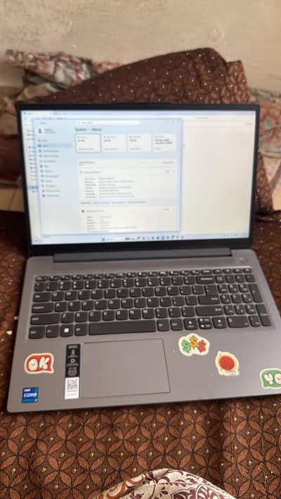 Lenovo IdeaPad Slim 3 83EM i7-13620H 13th Gen 16GB 512GB