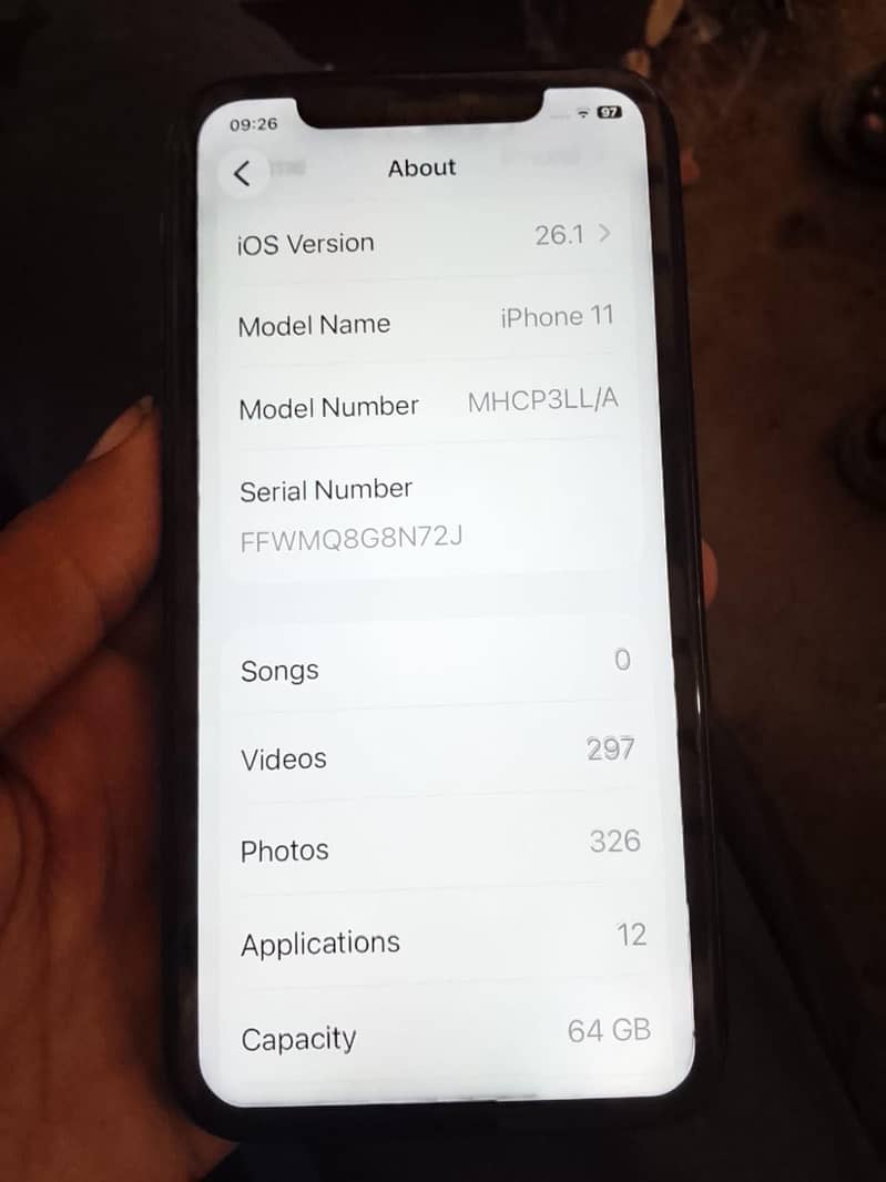 Apple iPhone 11 3