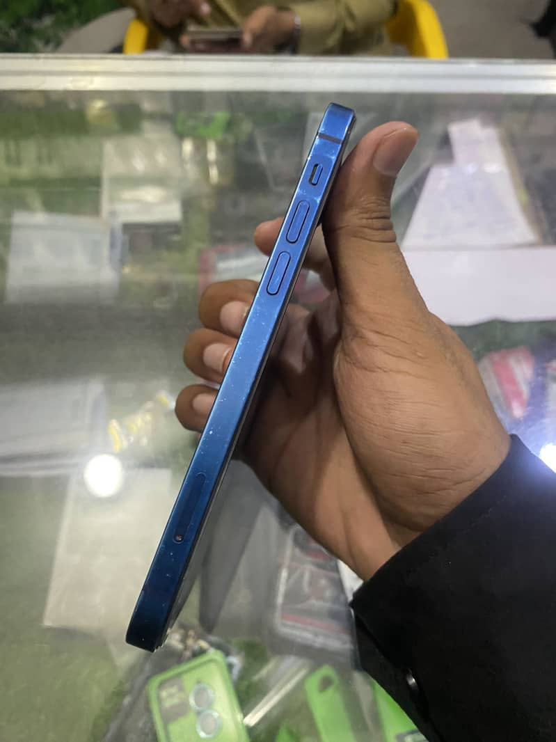 Iphone 12 0