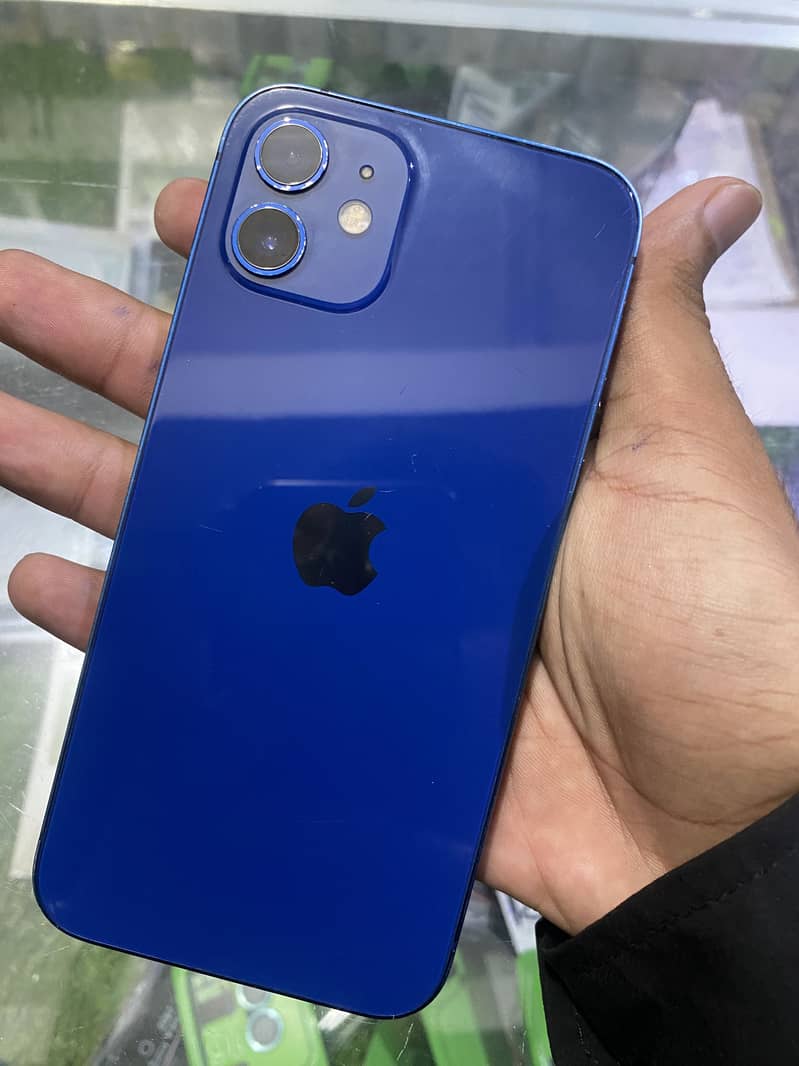 Iphone 12 4