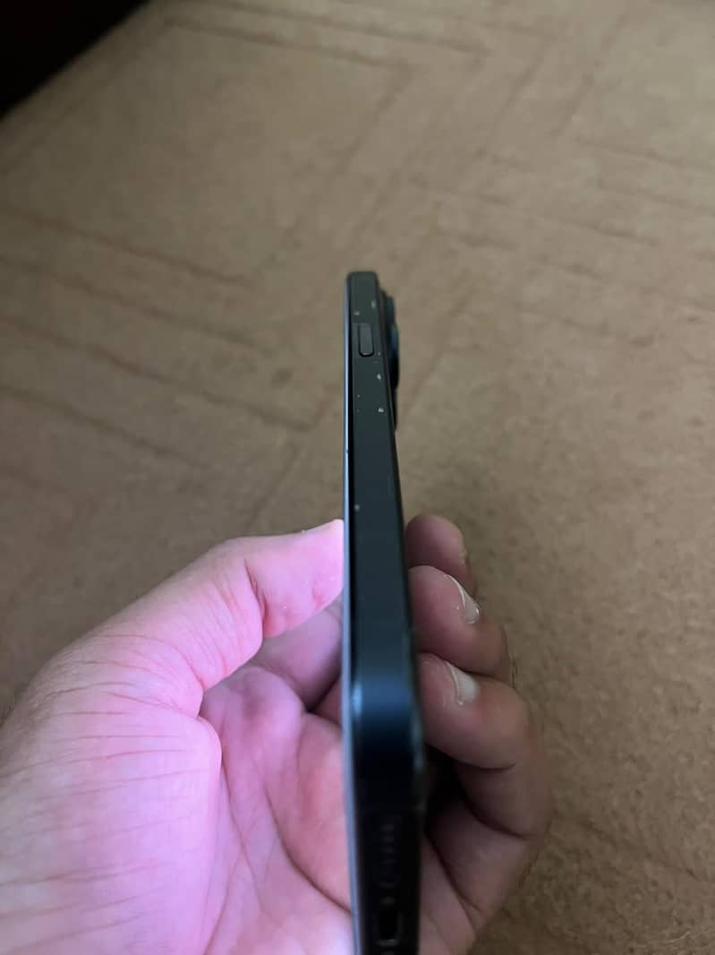 Apple iPhone 15 Pro Max 7