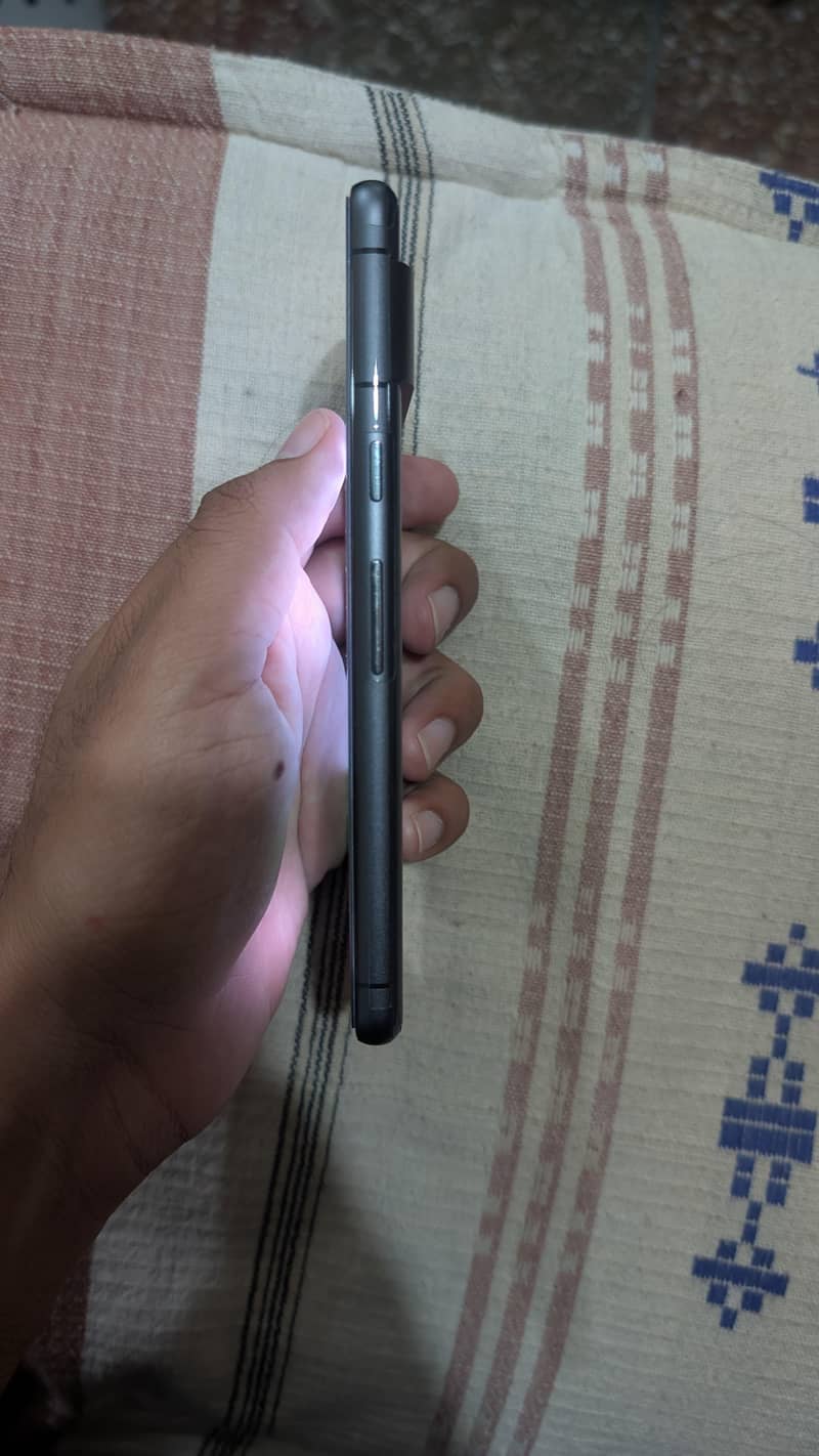 Google Pixel 7 , 8/256 6