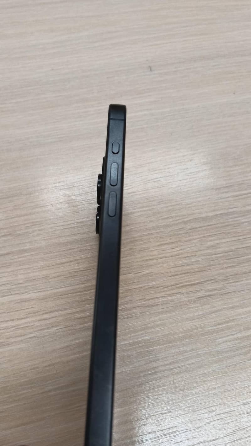 Apple iPhone 15 Pro Max 7