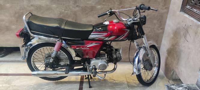 Zymco CD70 2015 Model For Sell In Good Condition