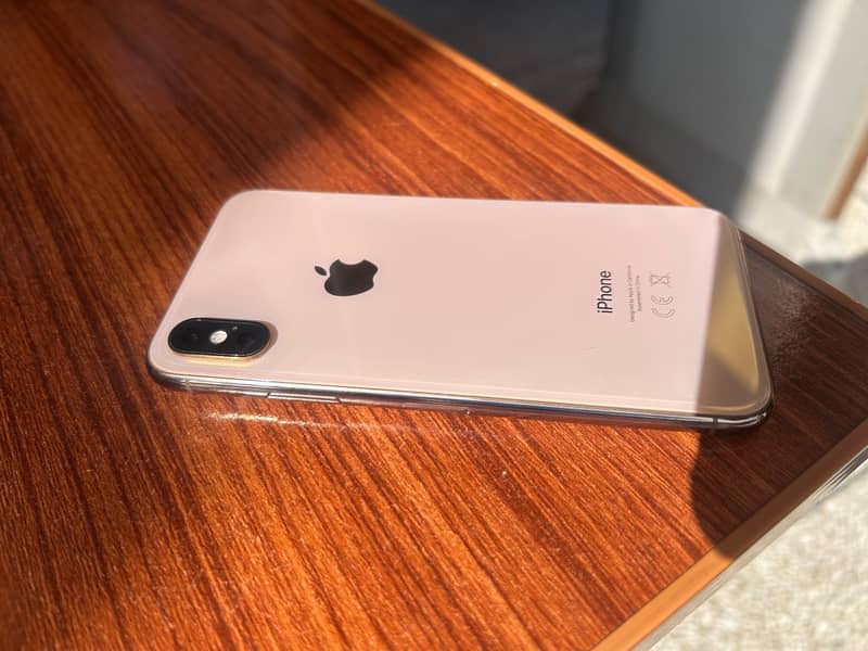Iphone Xs 2