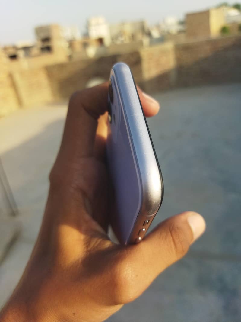 iPhone 11 jv 4