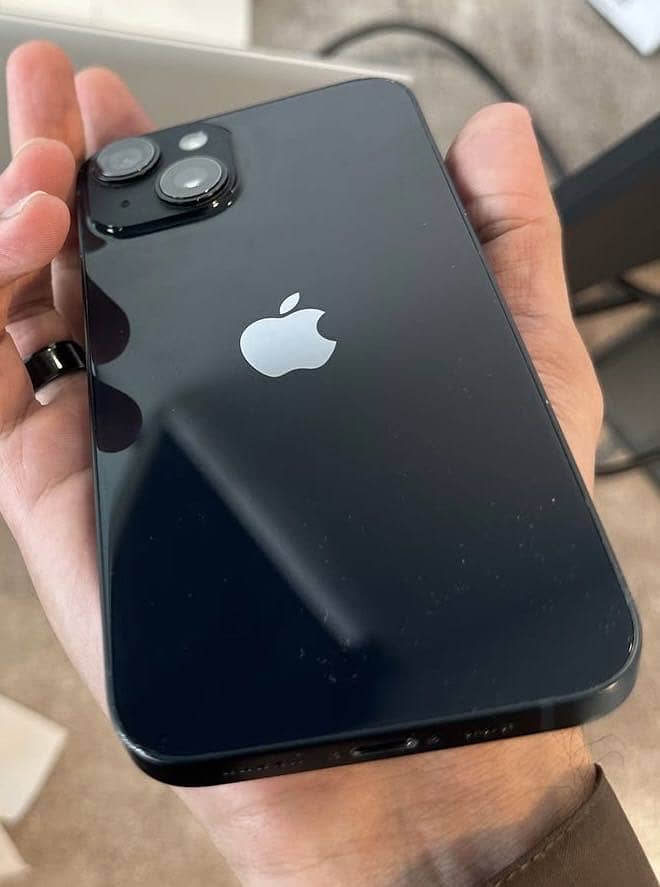 Apple iPhone 14 3